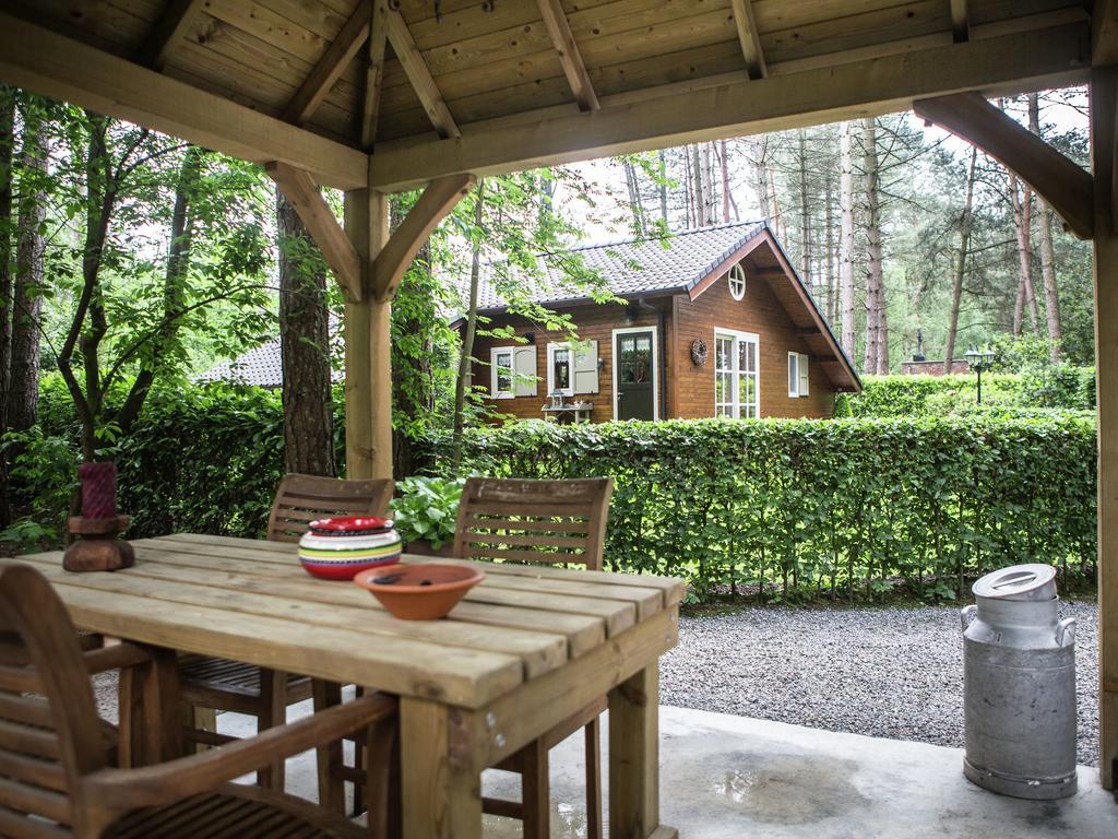 Luxurious Chalet In Oud Turnhout With Large Garden Oud-Turnhout Exterior foto