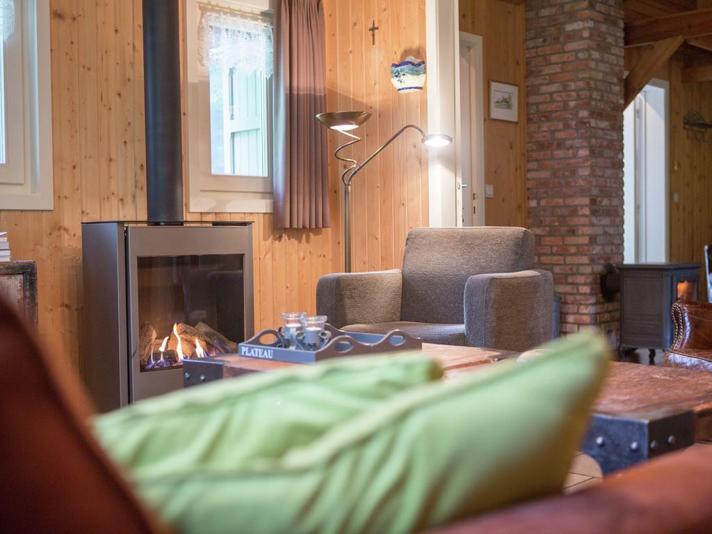 Luxurious Chalet In Oud Turnhout With Large Garden Oud-Turnhout Exterior foto